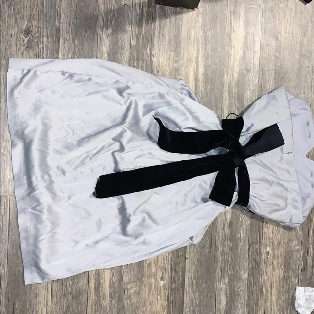 Closet Clean Out - Picture 2 of 3